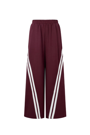 Gimme Straight Pants: Comfortable, Stylish, and Sporty