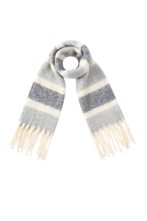 Soft & Stylish Winter Scarf for Women - Stay Warm in Style