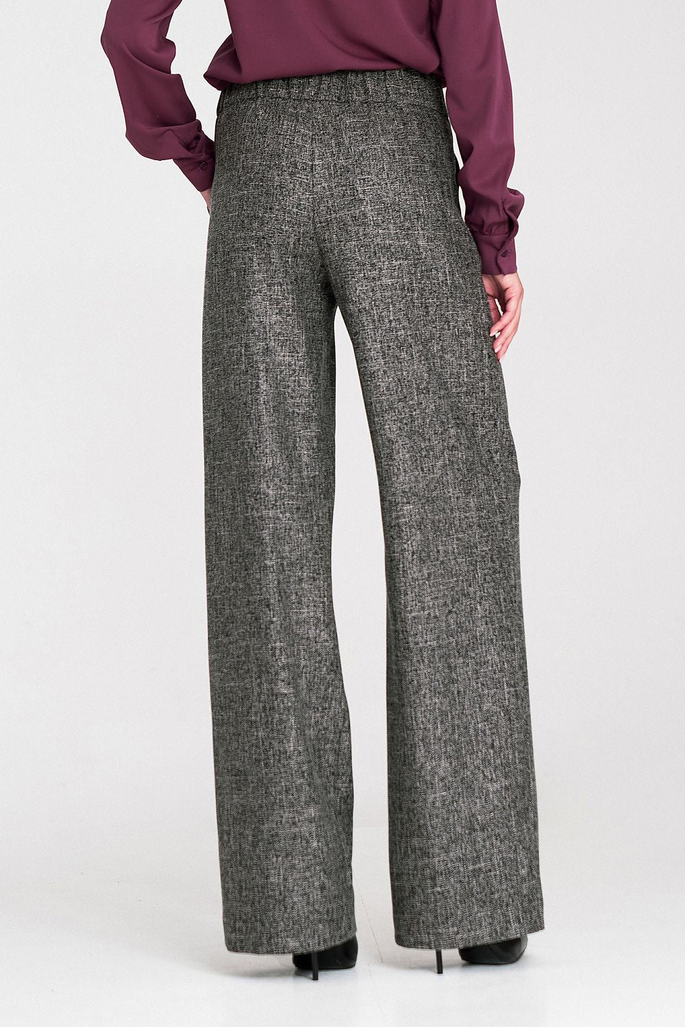 Lange Hose model 217592 Nife