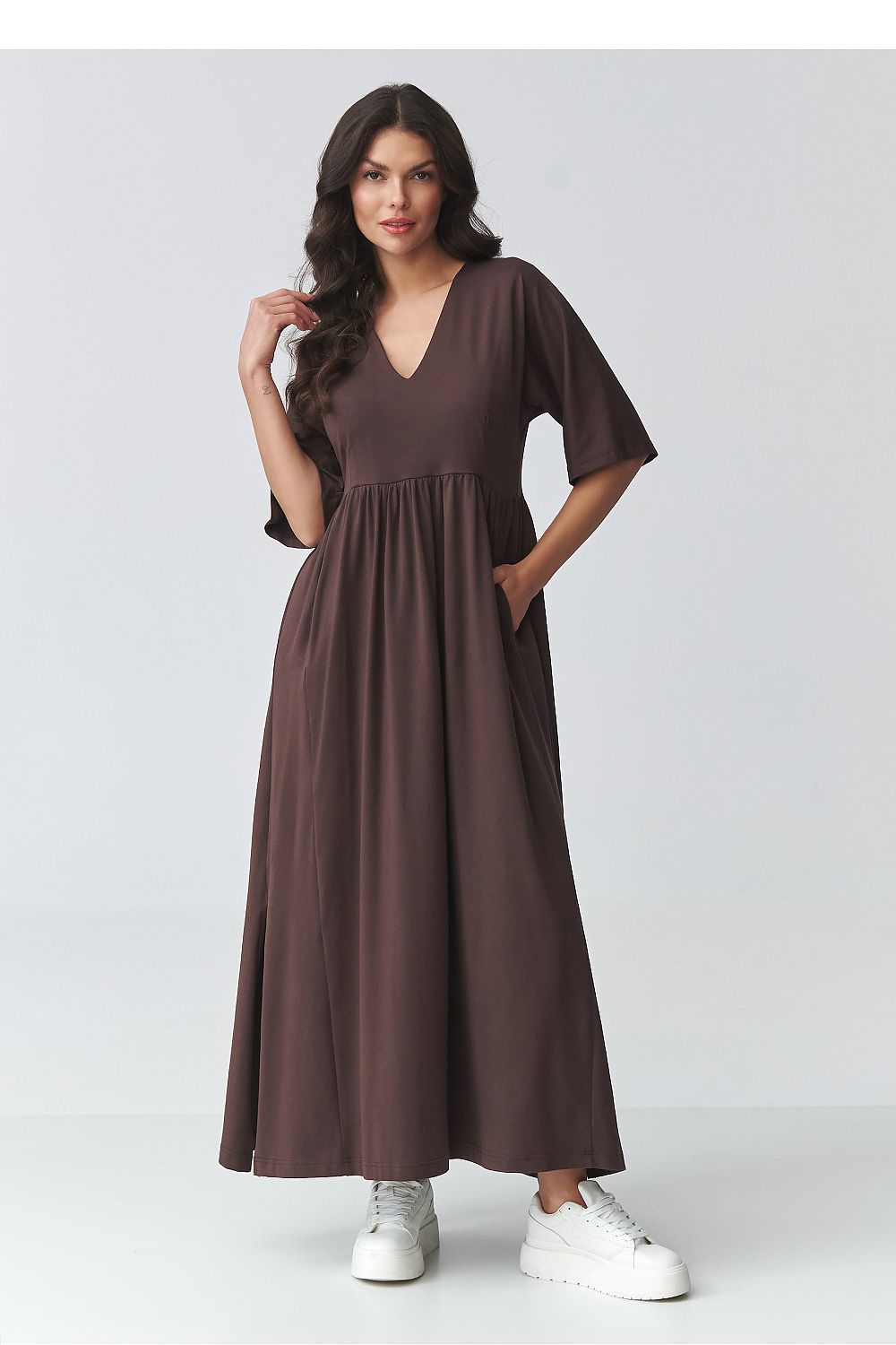 Alltagskleid model 225699 Makadamia