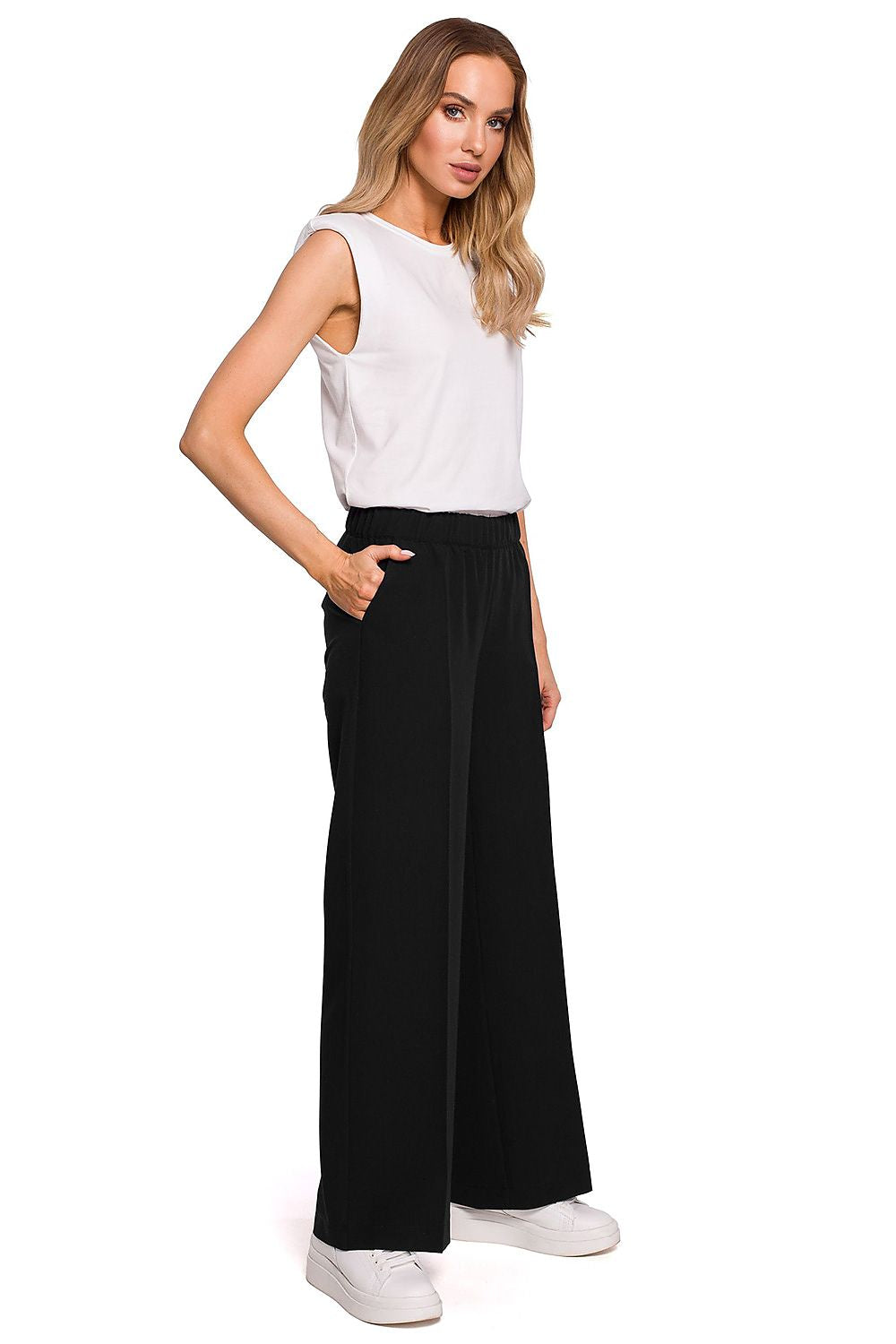 Lange Hose model 152653 Moe