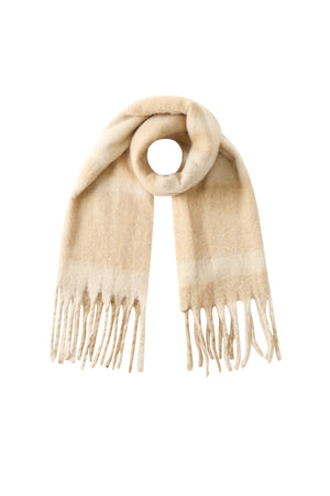 Chic Winter Scarf for Women | Soft & Stylish Plaid