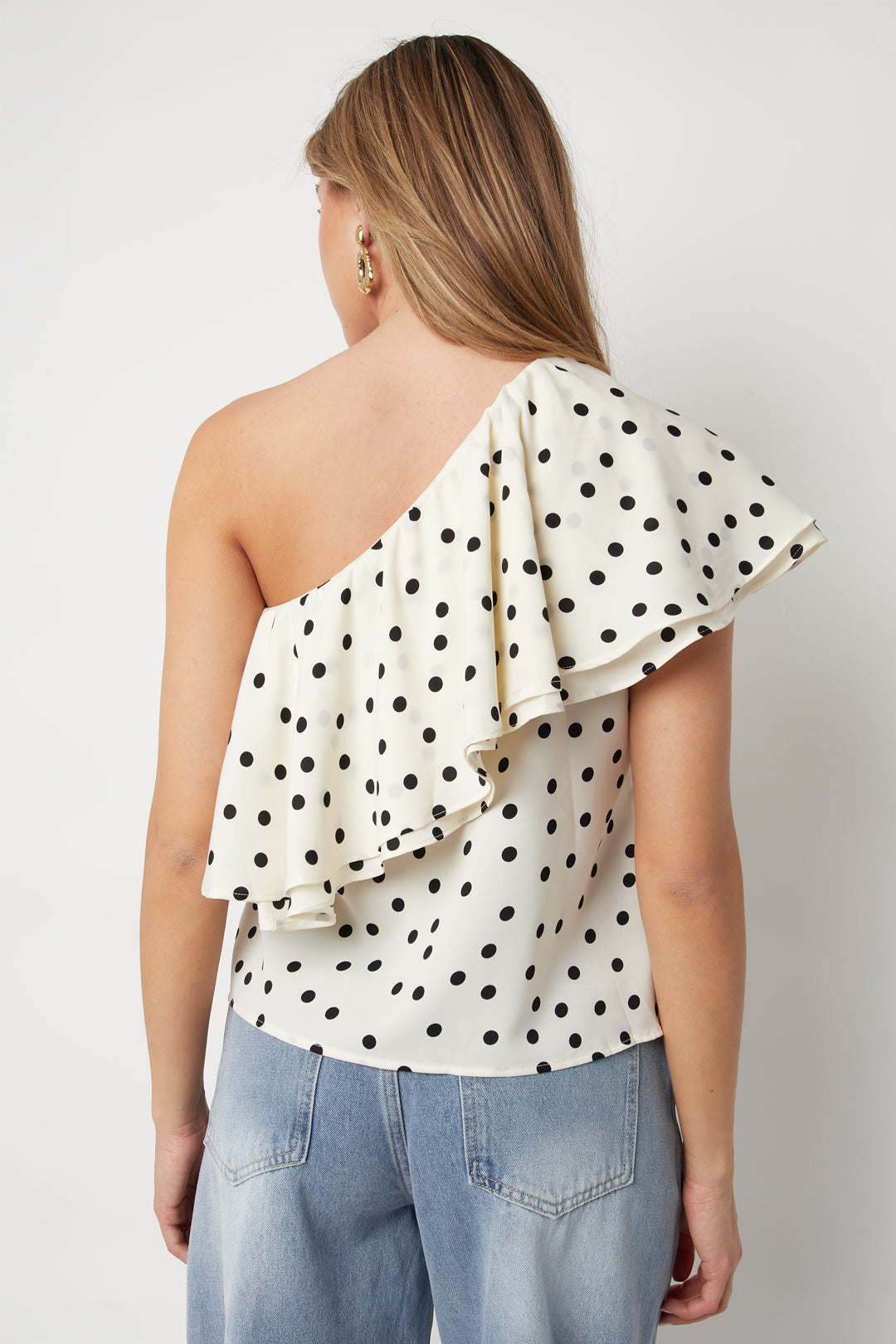 Ein-Schulter-Top mit Polka-Dots
