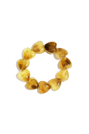 Armband mit herzförmigen Perlen