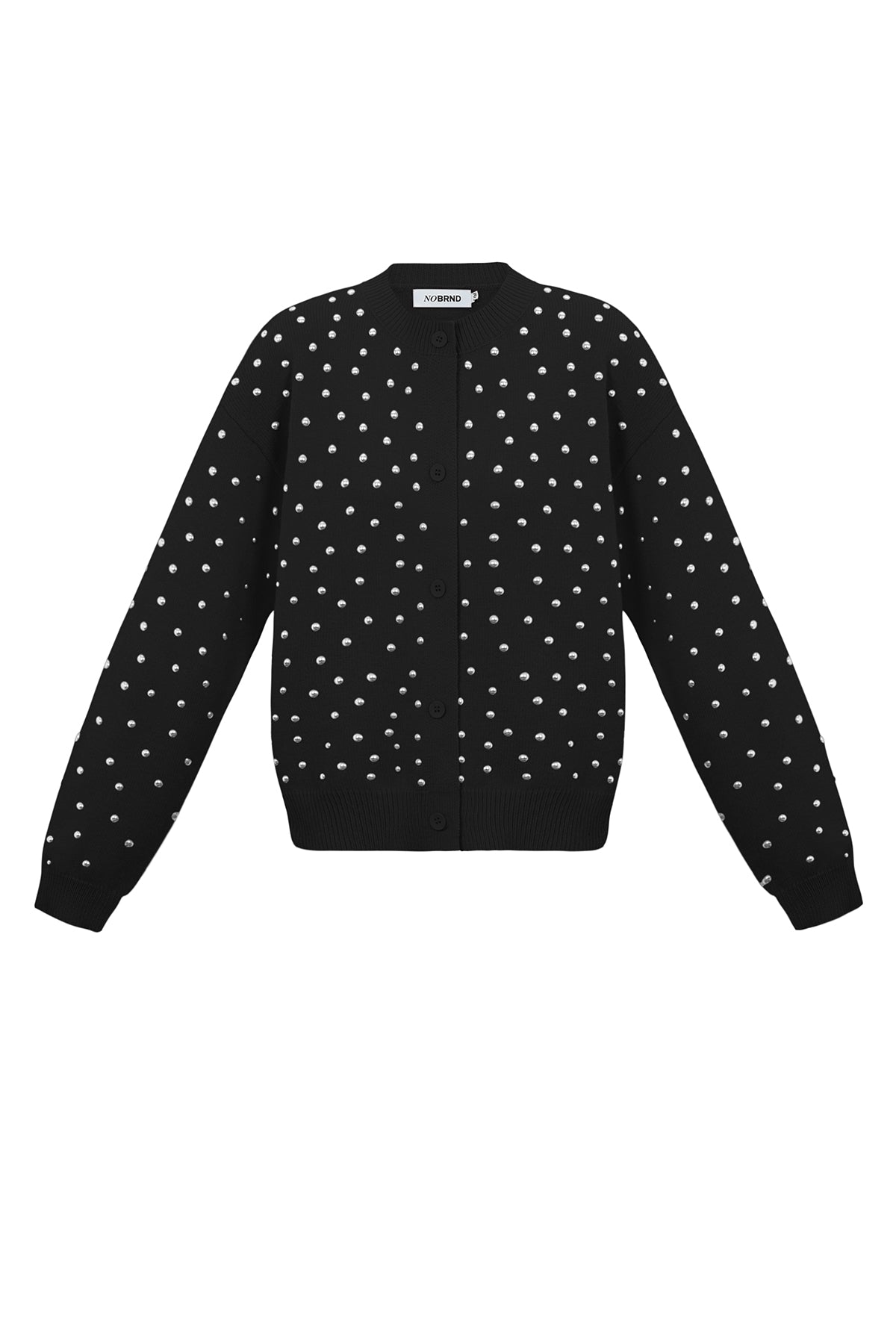 Der mit Nieten besetzte Pullover mit Knöpfen