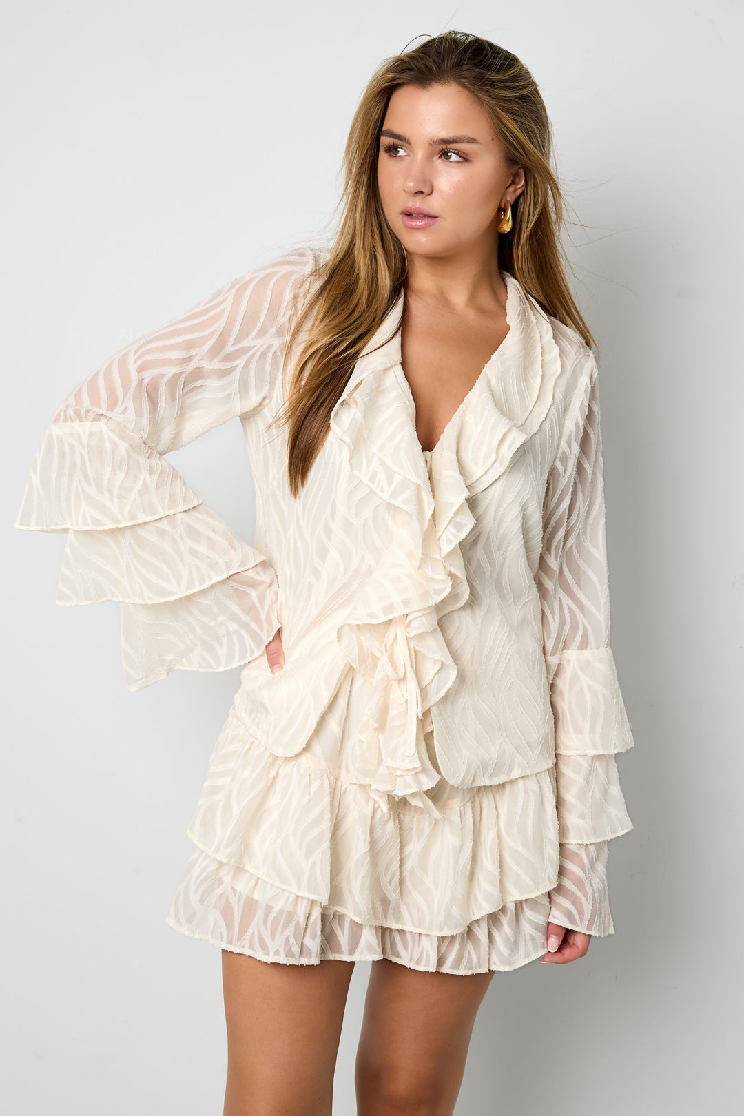 Elegant Botanical Long Sleeve Top for Spring/Summer