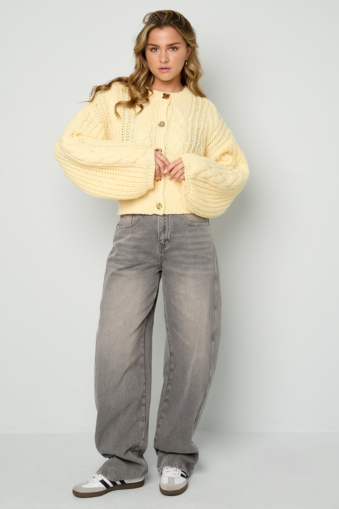 Zopfmuster-Strickjacke