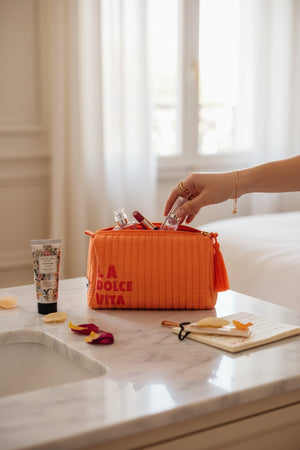 Trousse de toilette La Dolce Vita de Gimme en rose et orange