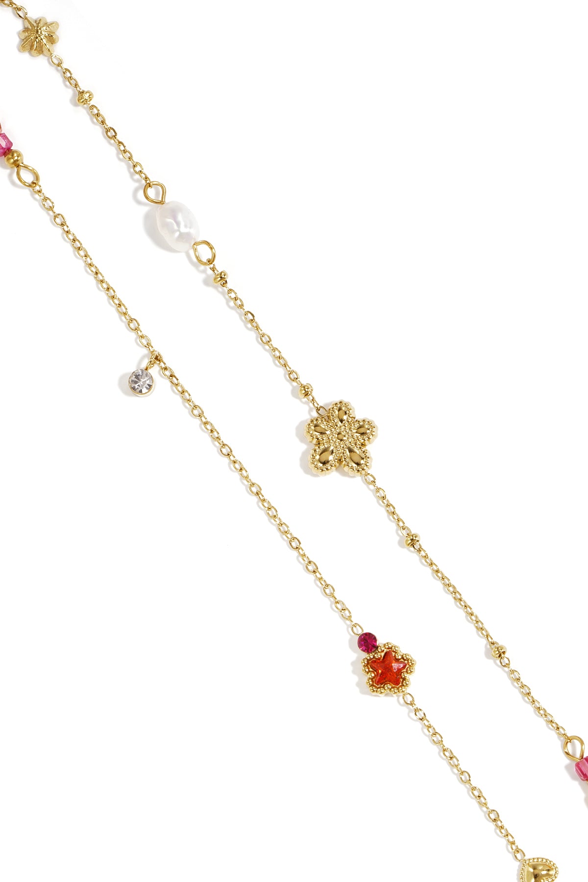 Charm-Armband mit Stern- und Blumenanhängern, Perlen, Steinen und Perlen