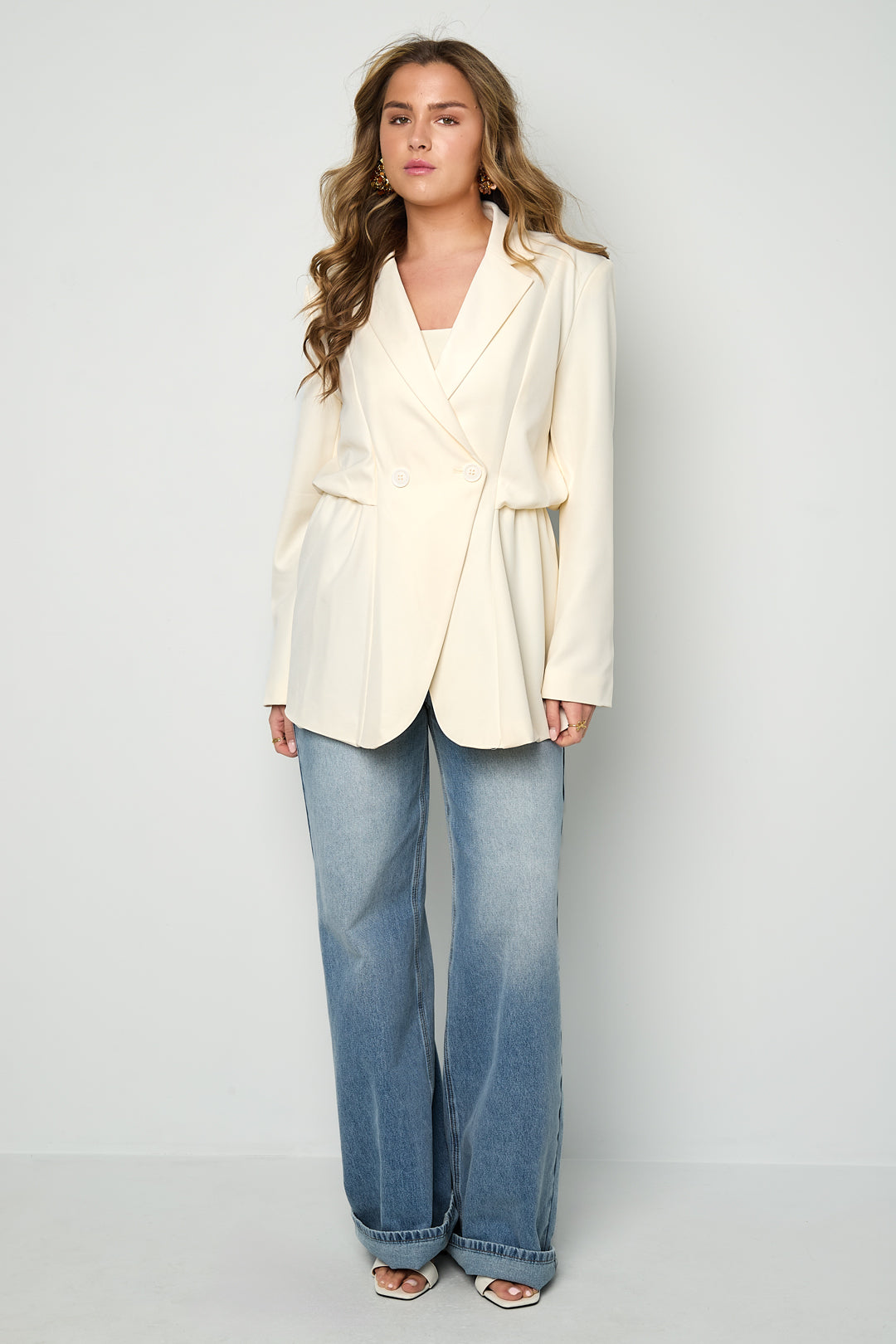 Eleganter Damen Blazer mit Raffung für einen stilvollen Look