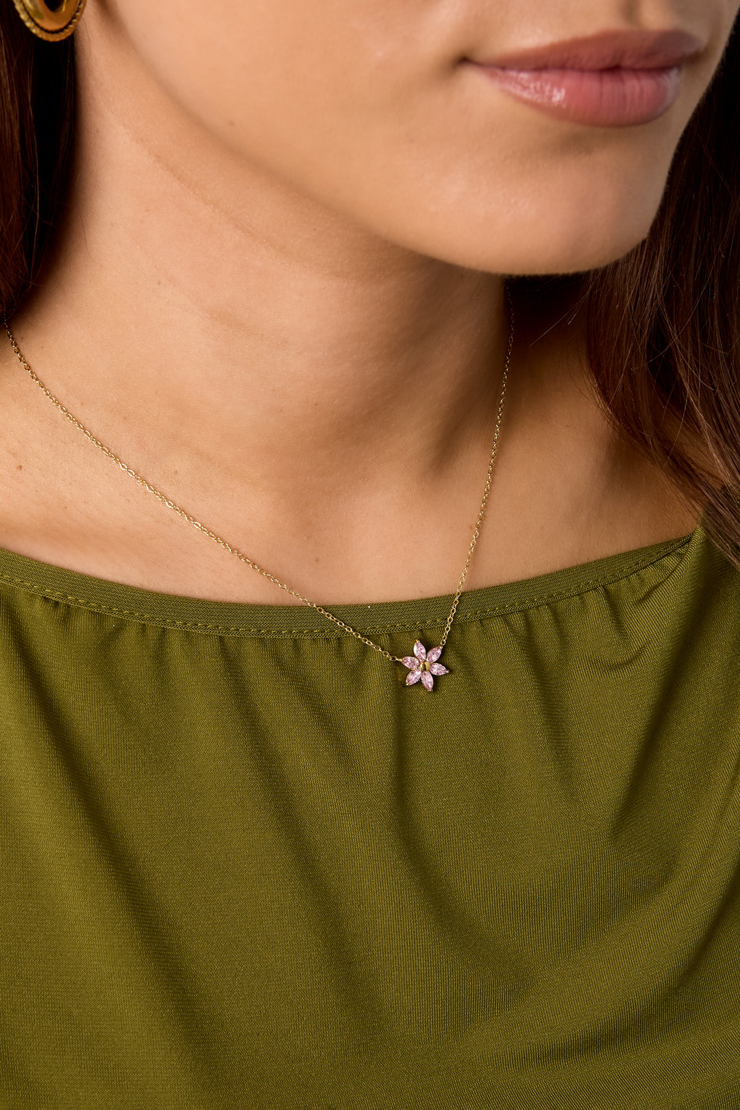 Halskette mit Strassblume