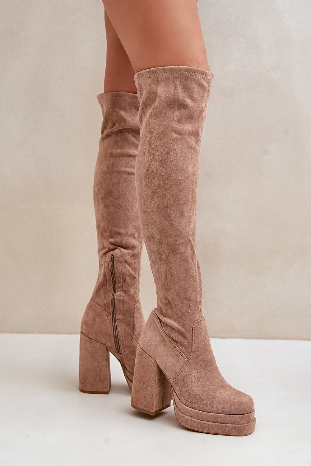  Stiefel mit Absätzen model 203518 Step in style 