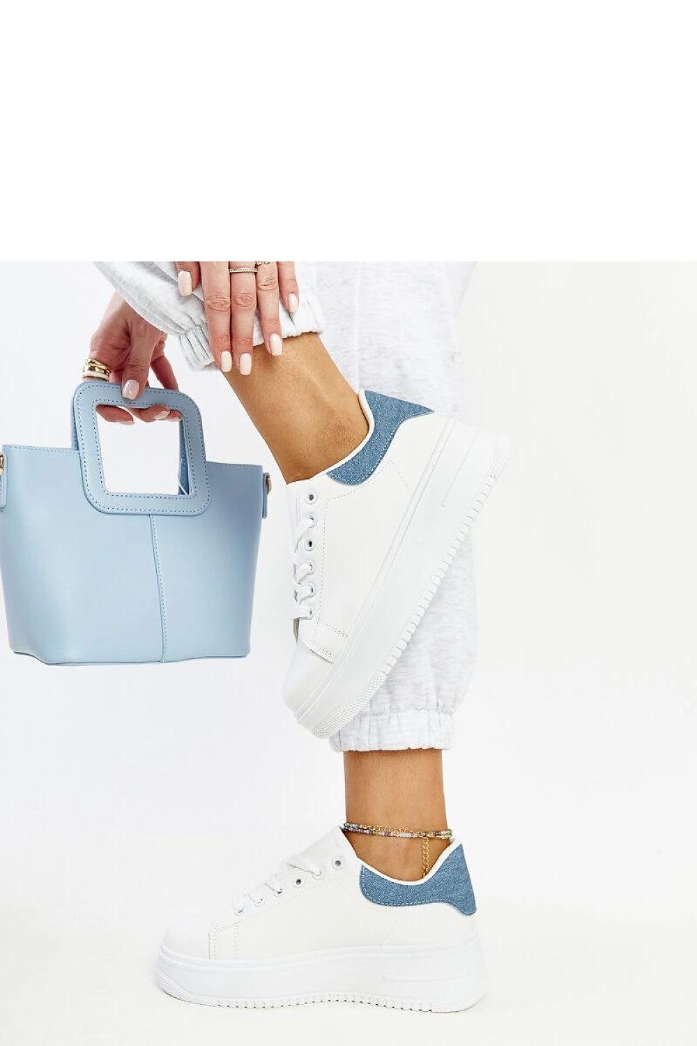  Sportliche Schuhe auf Plattform model 207468 Solea 