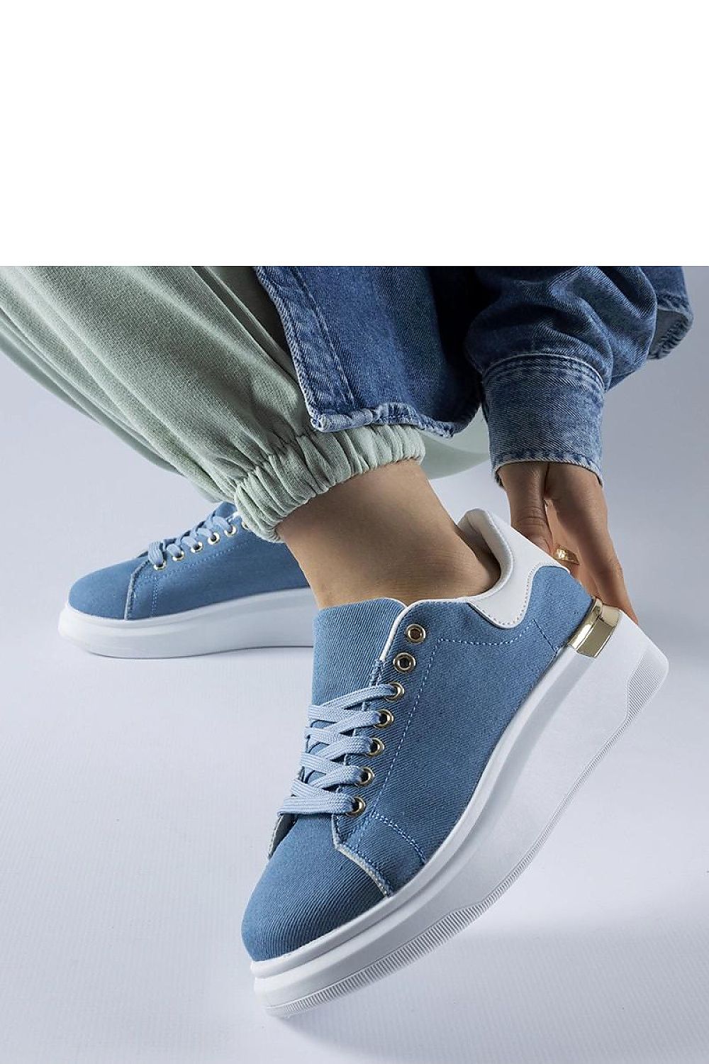  Sportliche Schuhe auf Plattform model 207619 Solea 