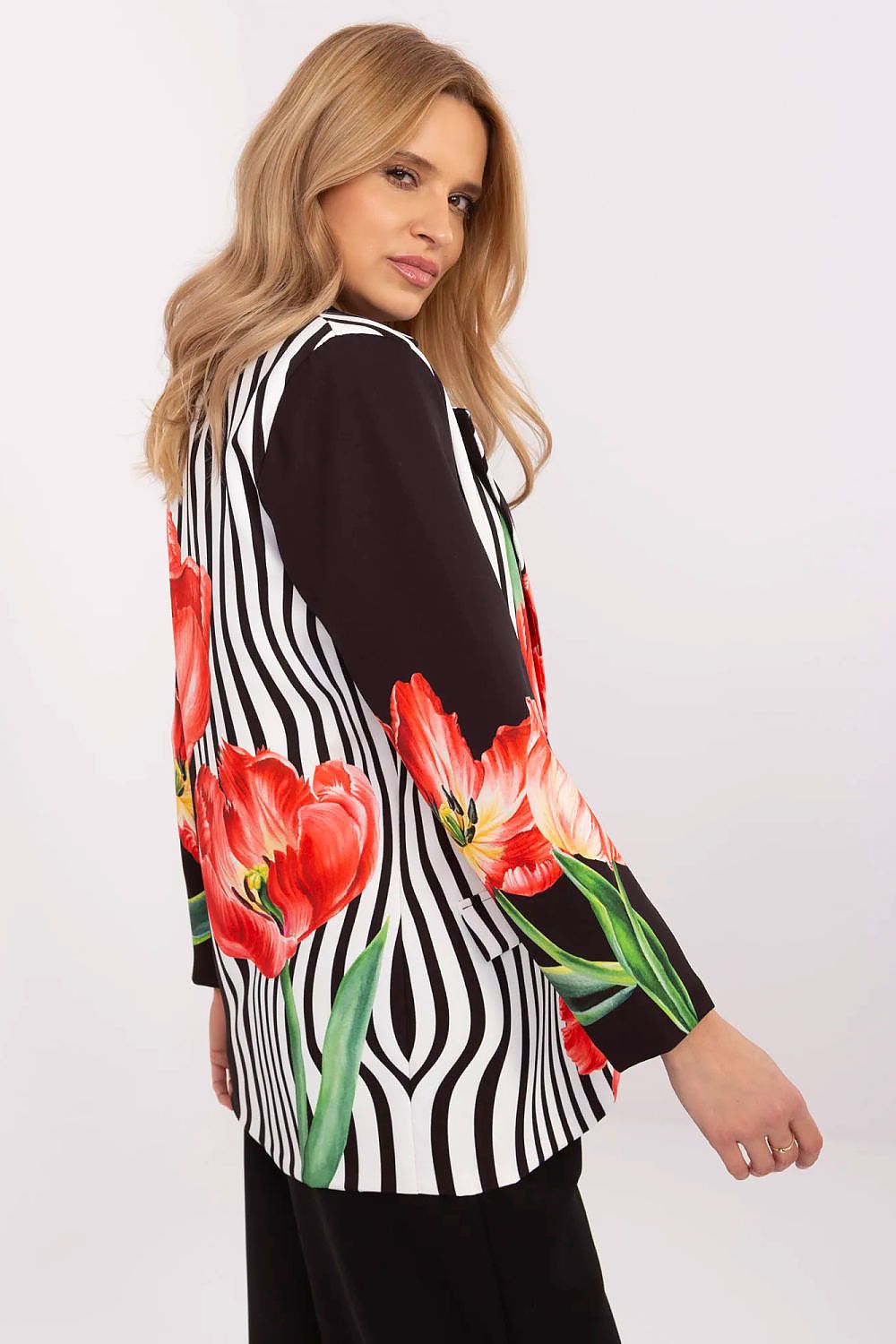  Sakko model 209829 Italy Moda 