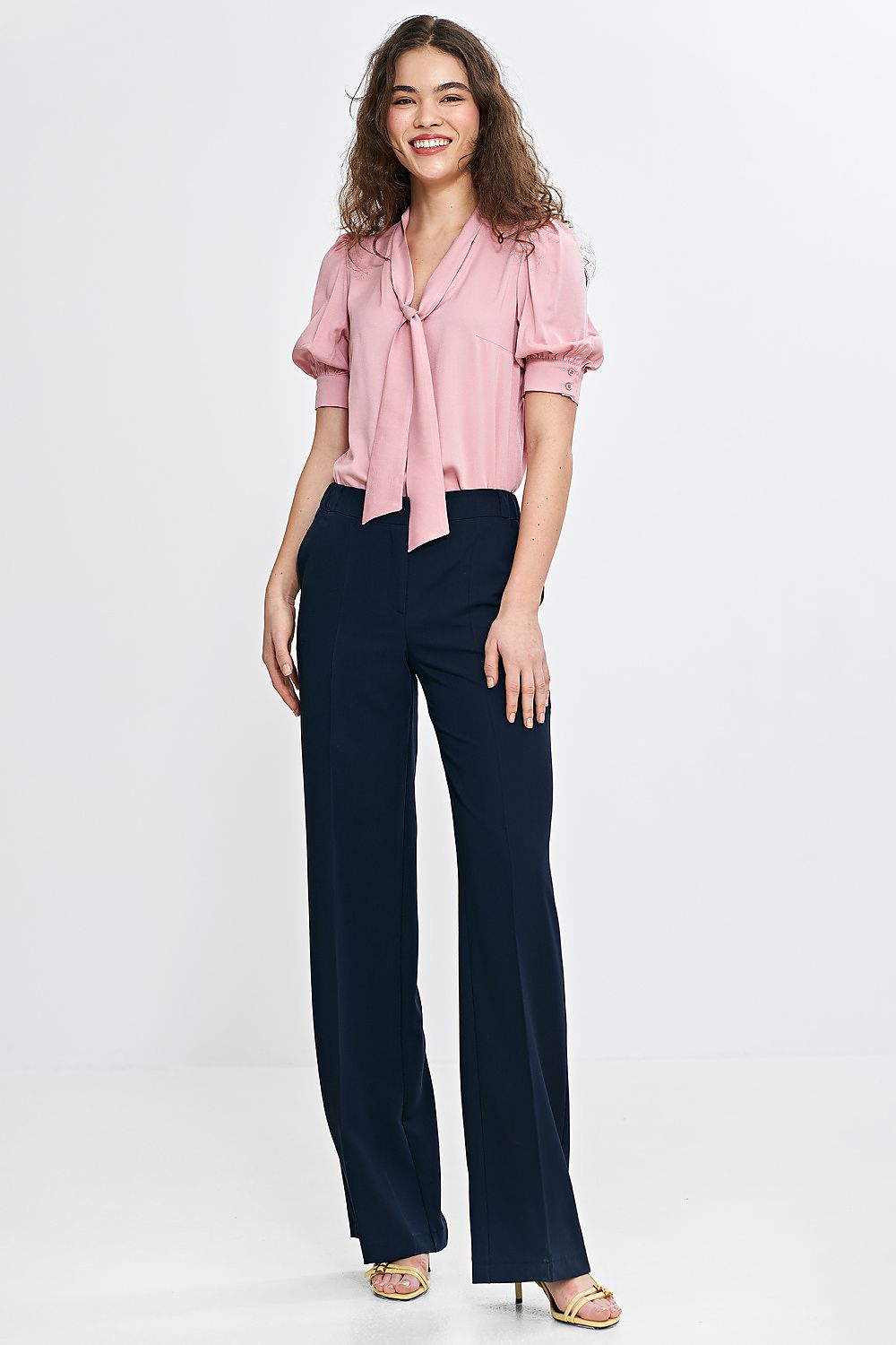 Bluse model 210077 Nife 