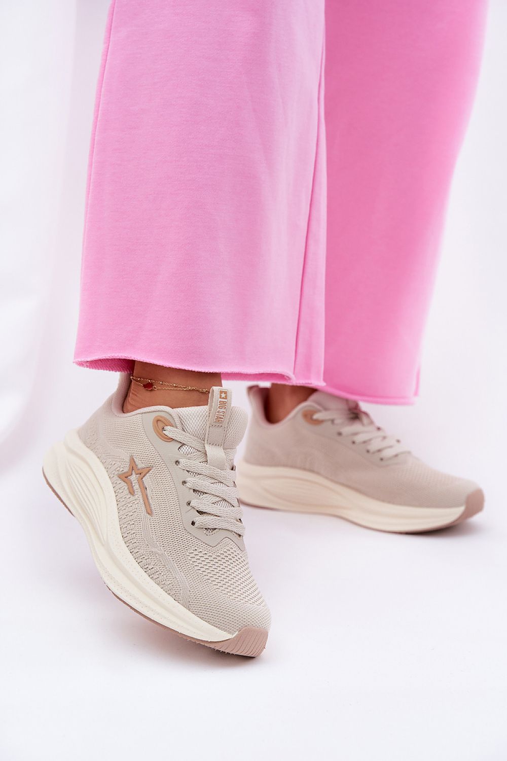  Sportliche Schuhe auf Plattform model 211329 Step in style 