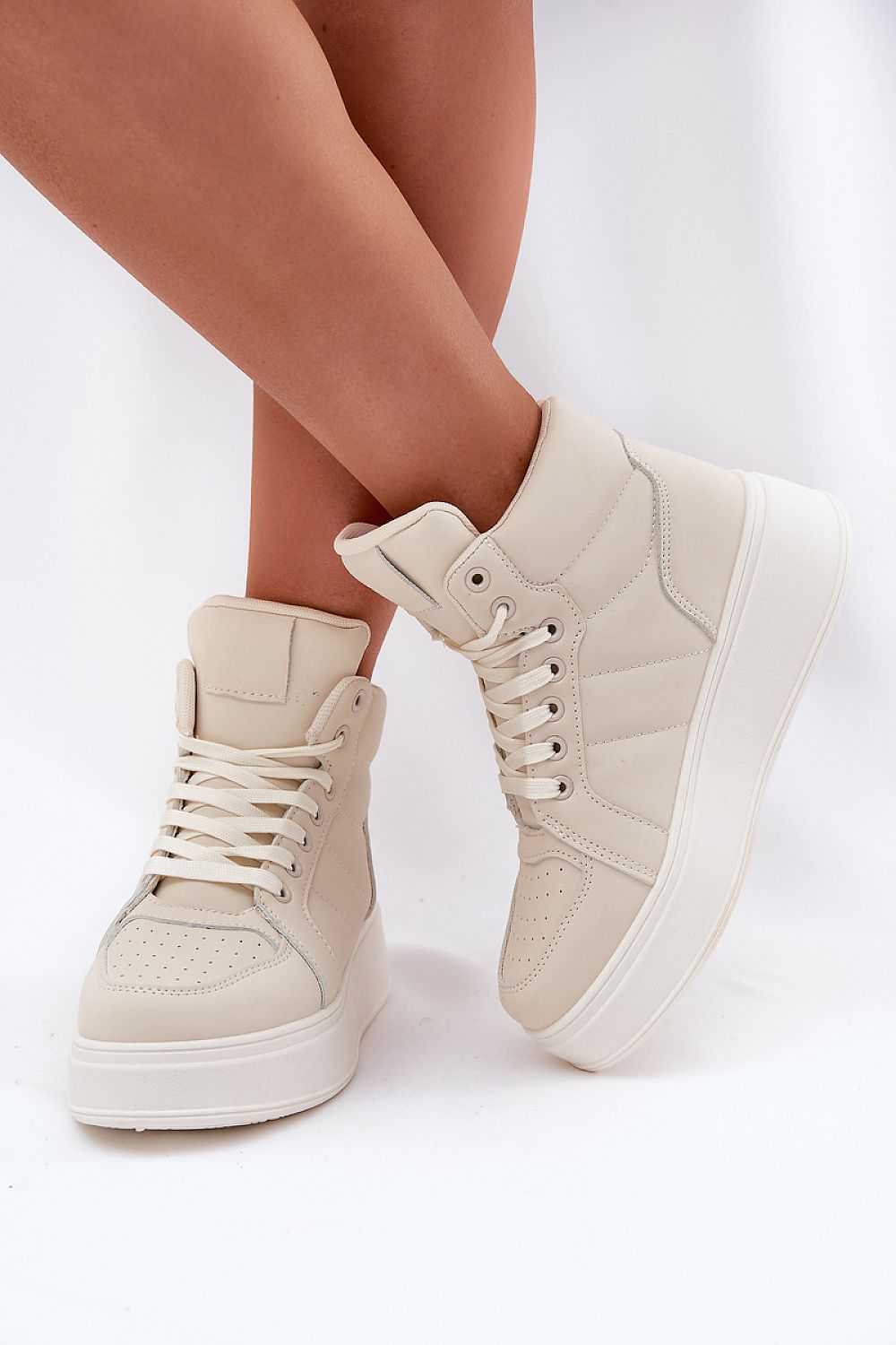  Sportliche Schuhe auf Plattform model 212720 Step in style 