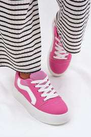  Sportliche Schuhe auf Plattform model 213190 Step in style 
