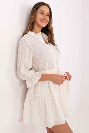 Boho-Minikleid aus 100 % Baumwolle mit Blumenstickerei & Bindegürtel