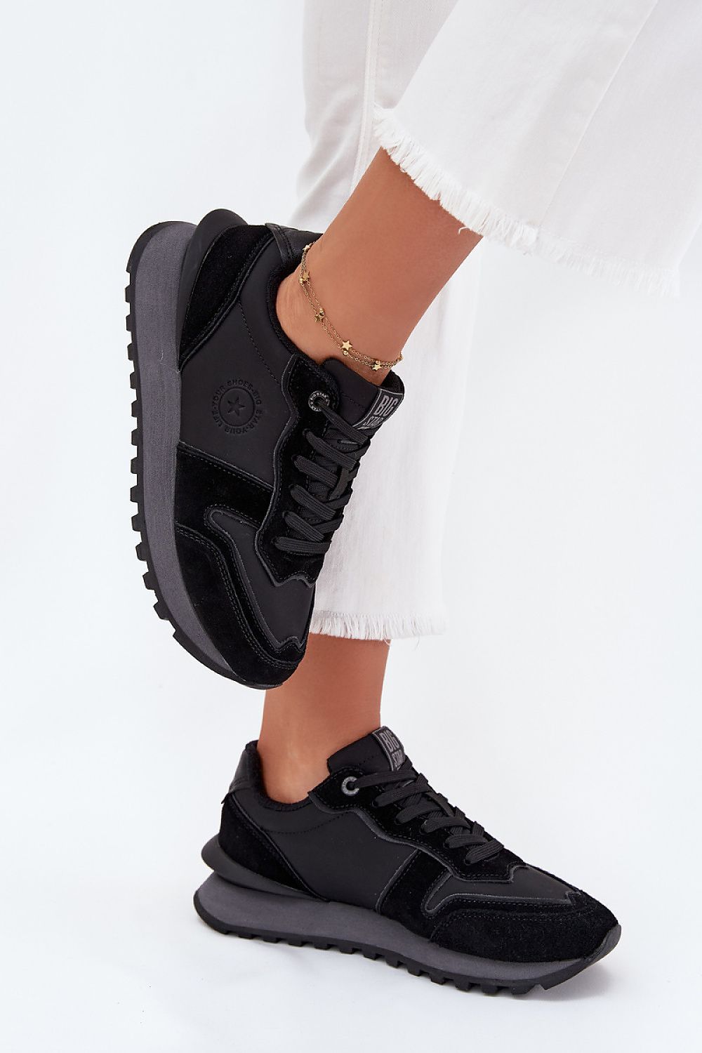  Sportliche Schuhe auf Plattform model 216476 Step in style 