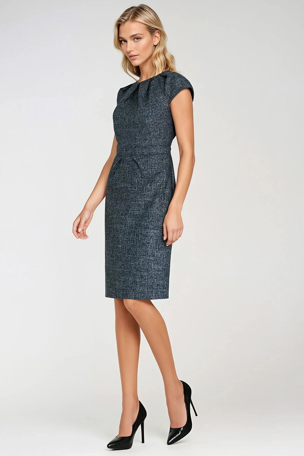  Alltagskleid model 217598 Nife 