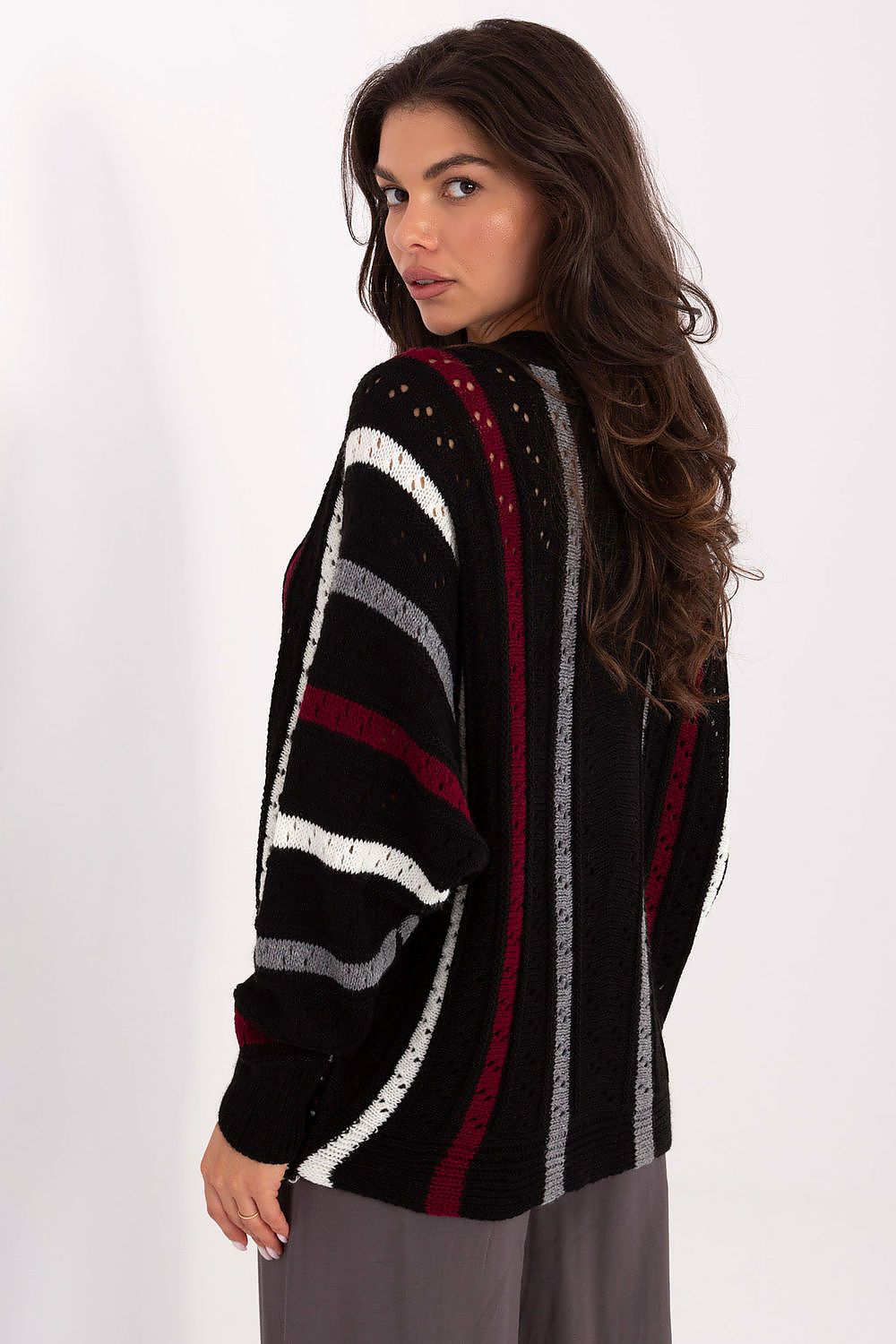  Pullover model 218596 Factory Price 