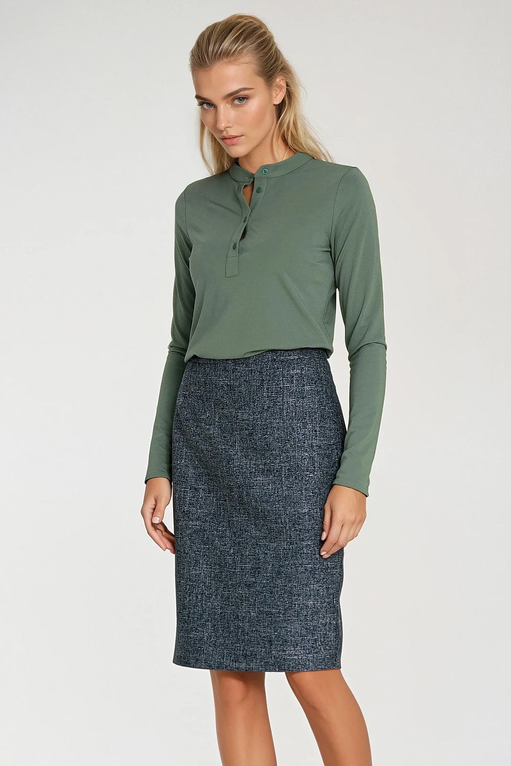  Bluse model 218901 Nife 
