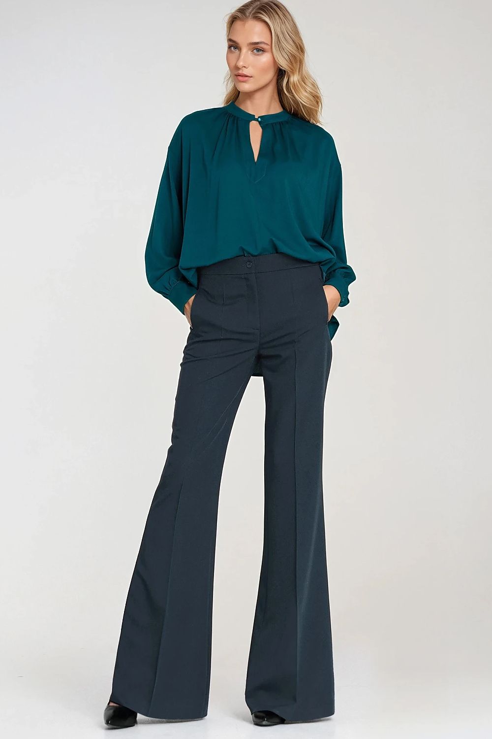  Bluse model 219787 Nife 