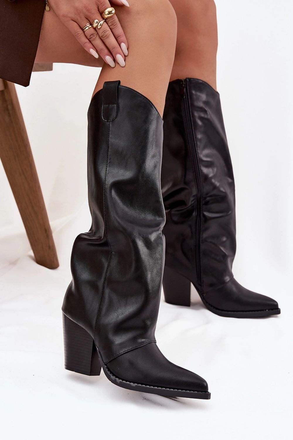 Step in style Stiefel in Schwarz mit Cowboyschaft und Absatz, Seitenansicht