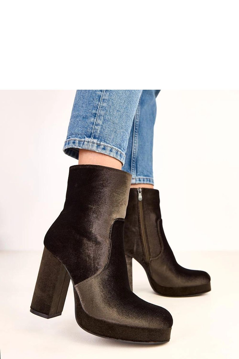  Stiefeletten mit Absatz model 220583 Solea 