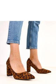 Solea Pumps in braunem Leopardenmuster mit Blockabsatz, Seitenansicht