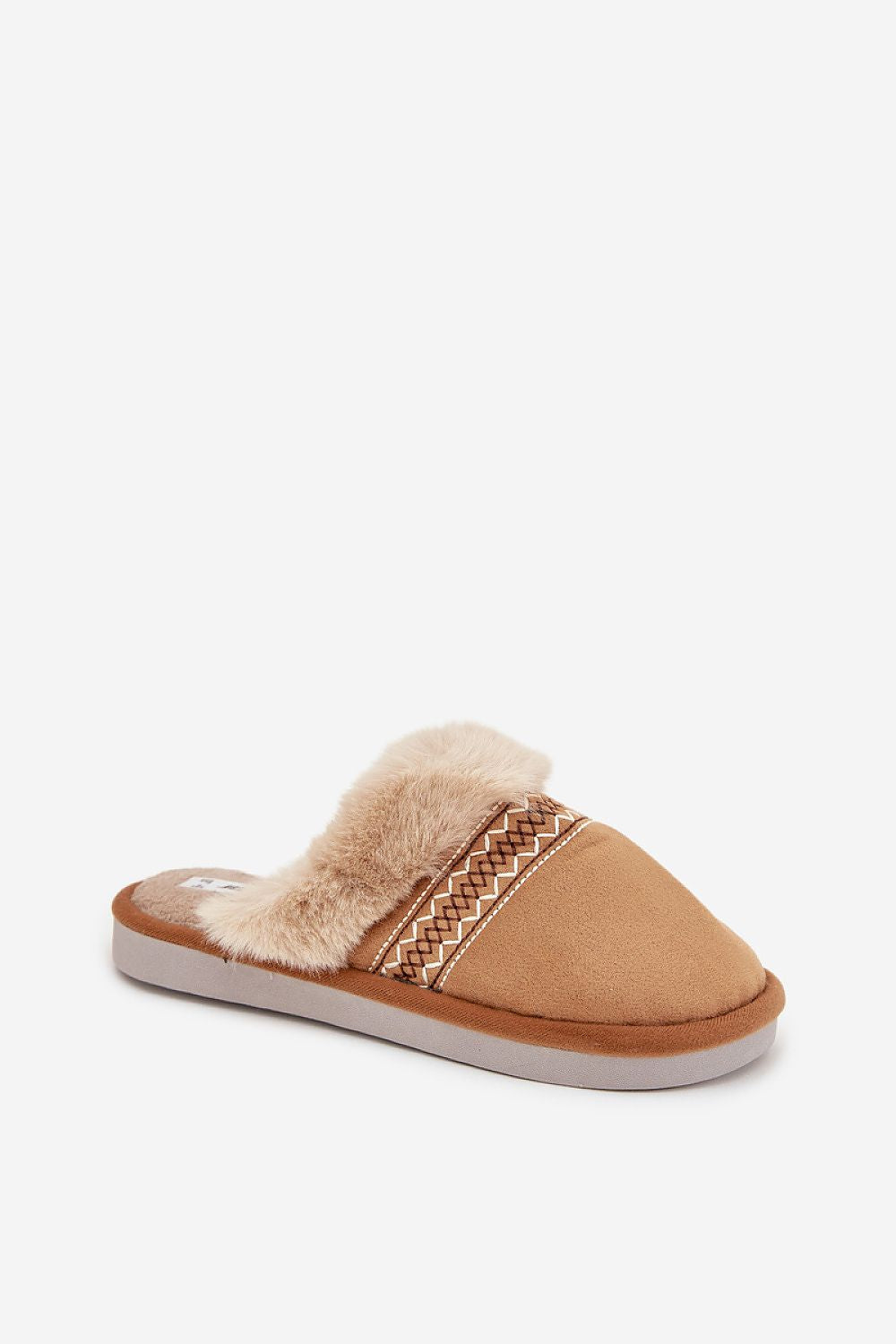 Step in style Pantolette beige mit Kunstfell und Zierstickerei, Seitenansicht