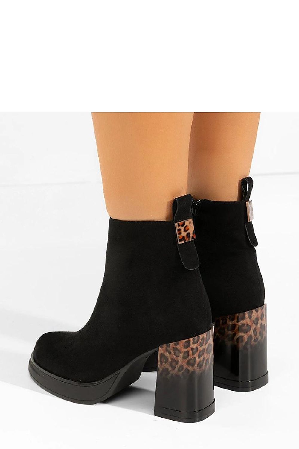  Stiefeletten mit Absatz model 222034 Solea 