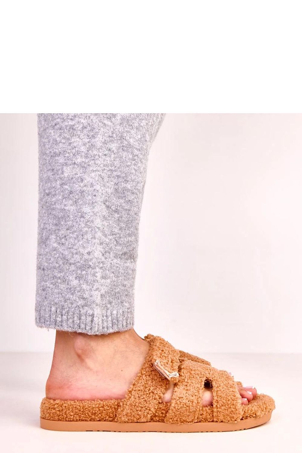  Pantoffeln model 223138 Solea 