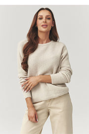  Pullover model 223249 Makadamia 