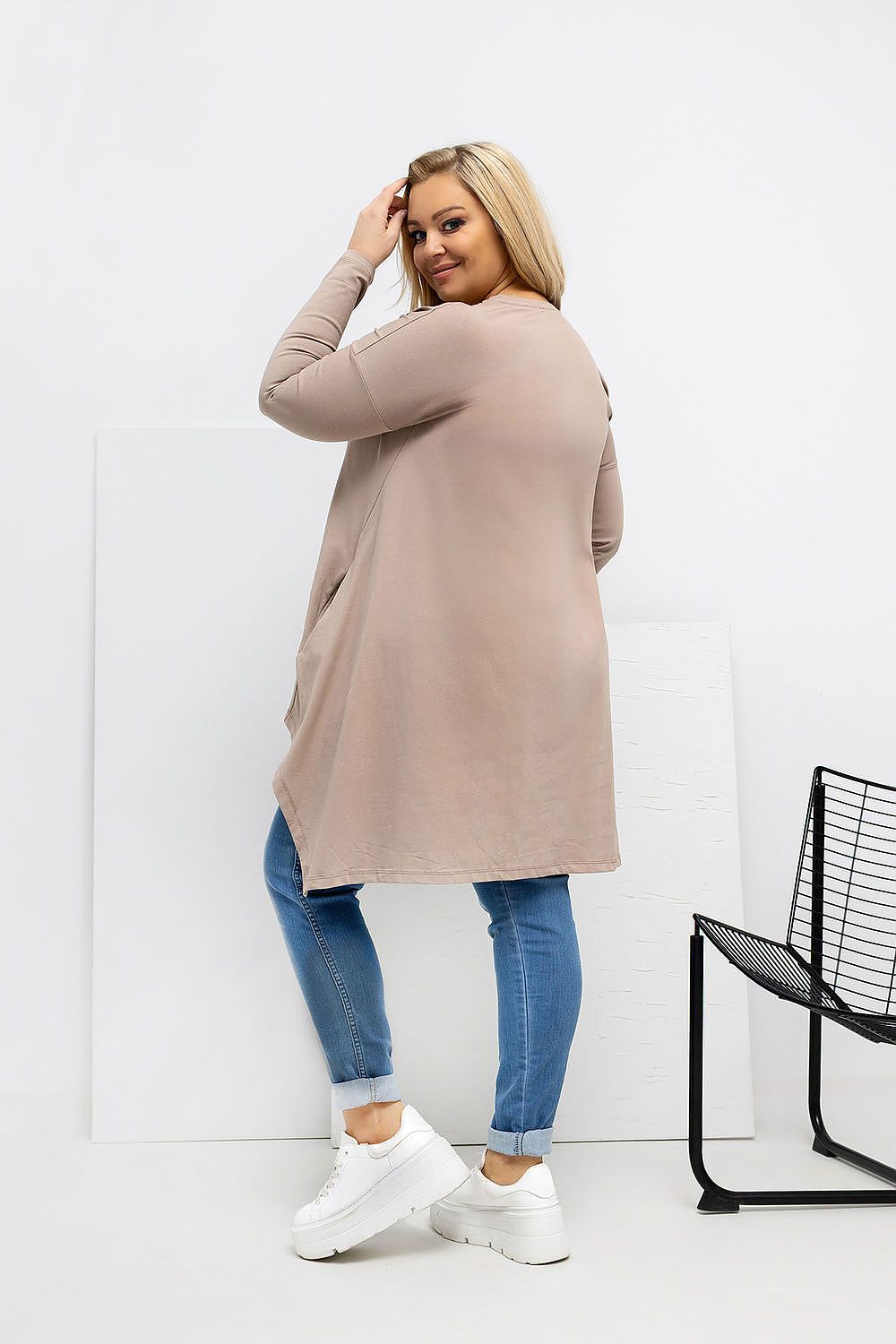 Relevance Tunika in Taupe mit asymmetrischem Saum, Rückansicht