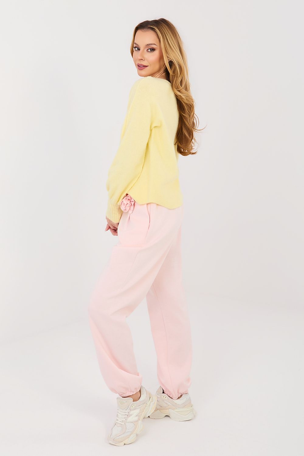  Sportanzug Hosen model 224397 Italy Moda 