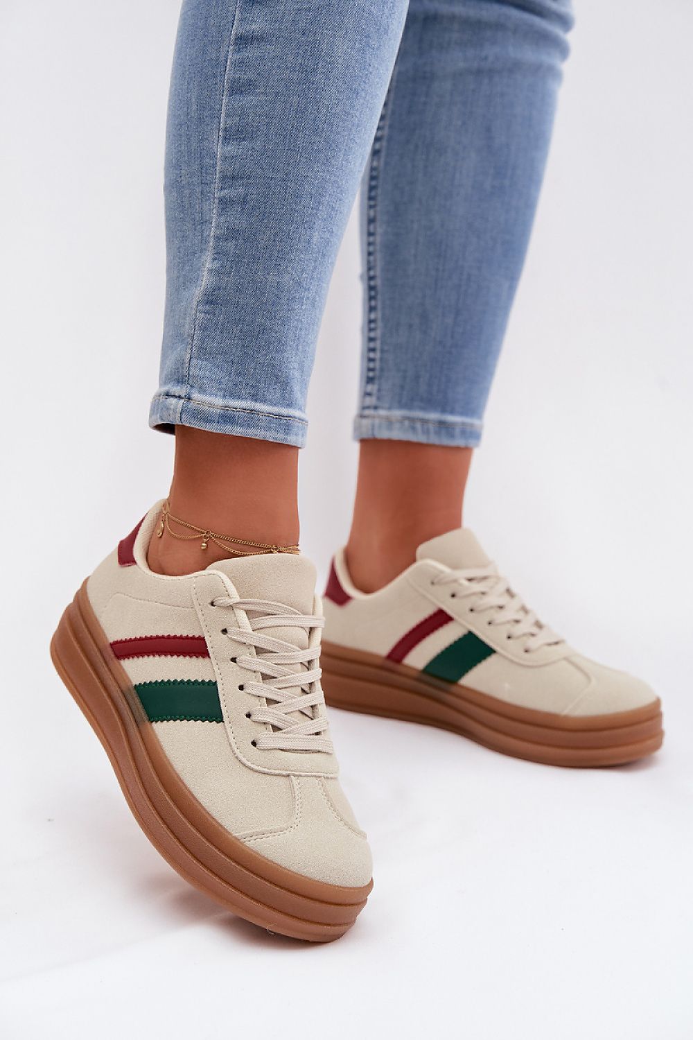  Sportliche Schuhe auf Plattform model 224419 Step in style 