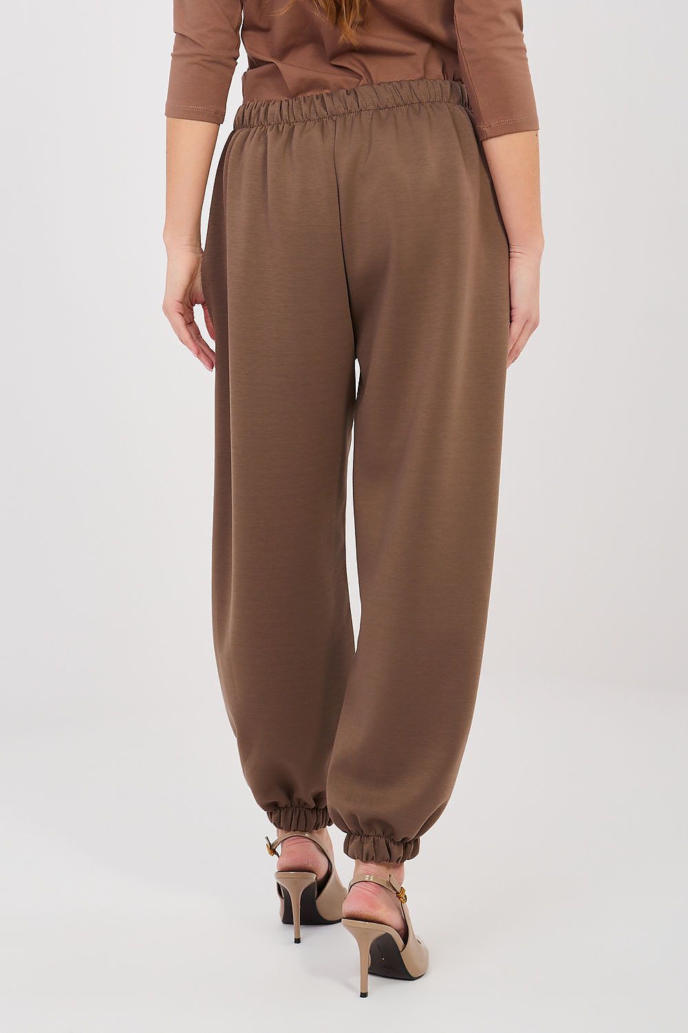  Sportanzug Hosen model 224832 Italy Moda 