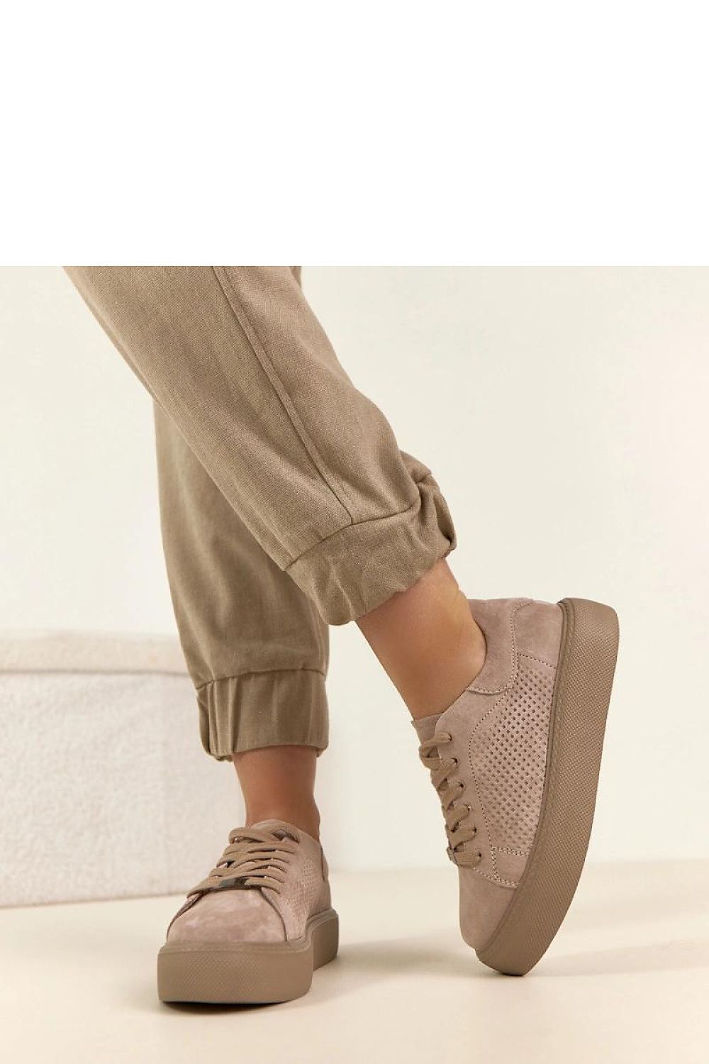  Sportliche Schuhe auf Plattform model 224957 Solea 