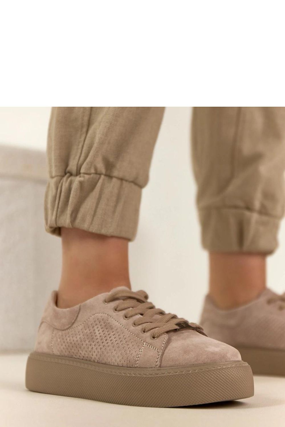  Sportliche Schuhe auf Plattform model 224957 Solea 