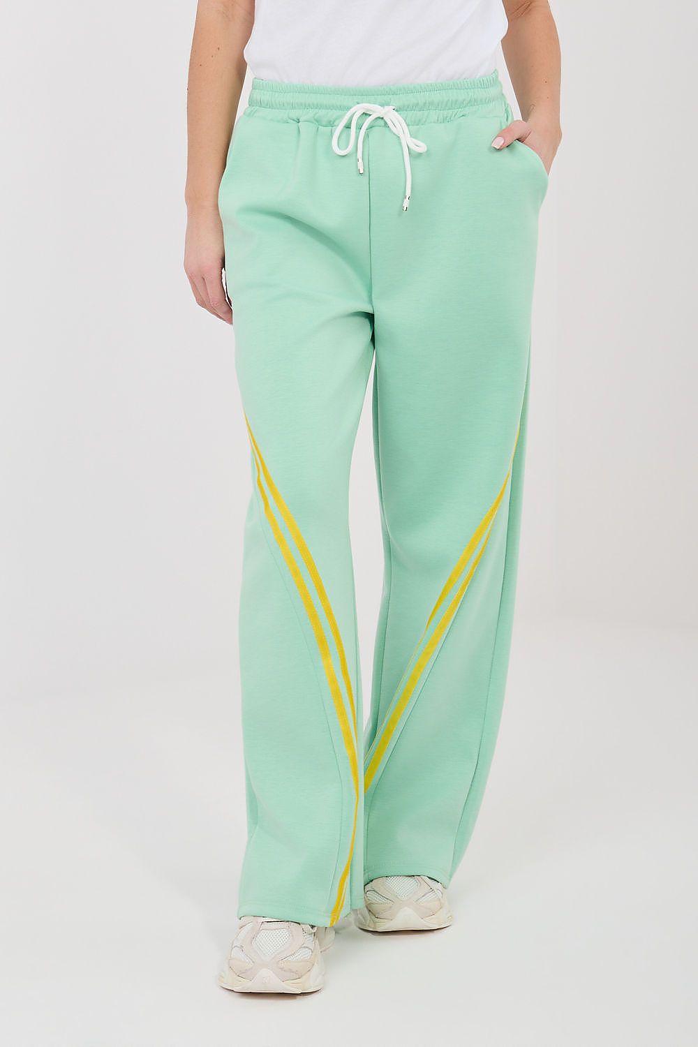  Sportanzug Hosen model 225416 Rue Paris 