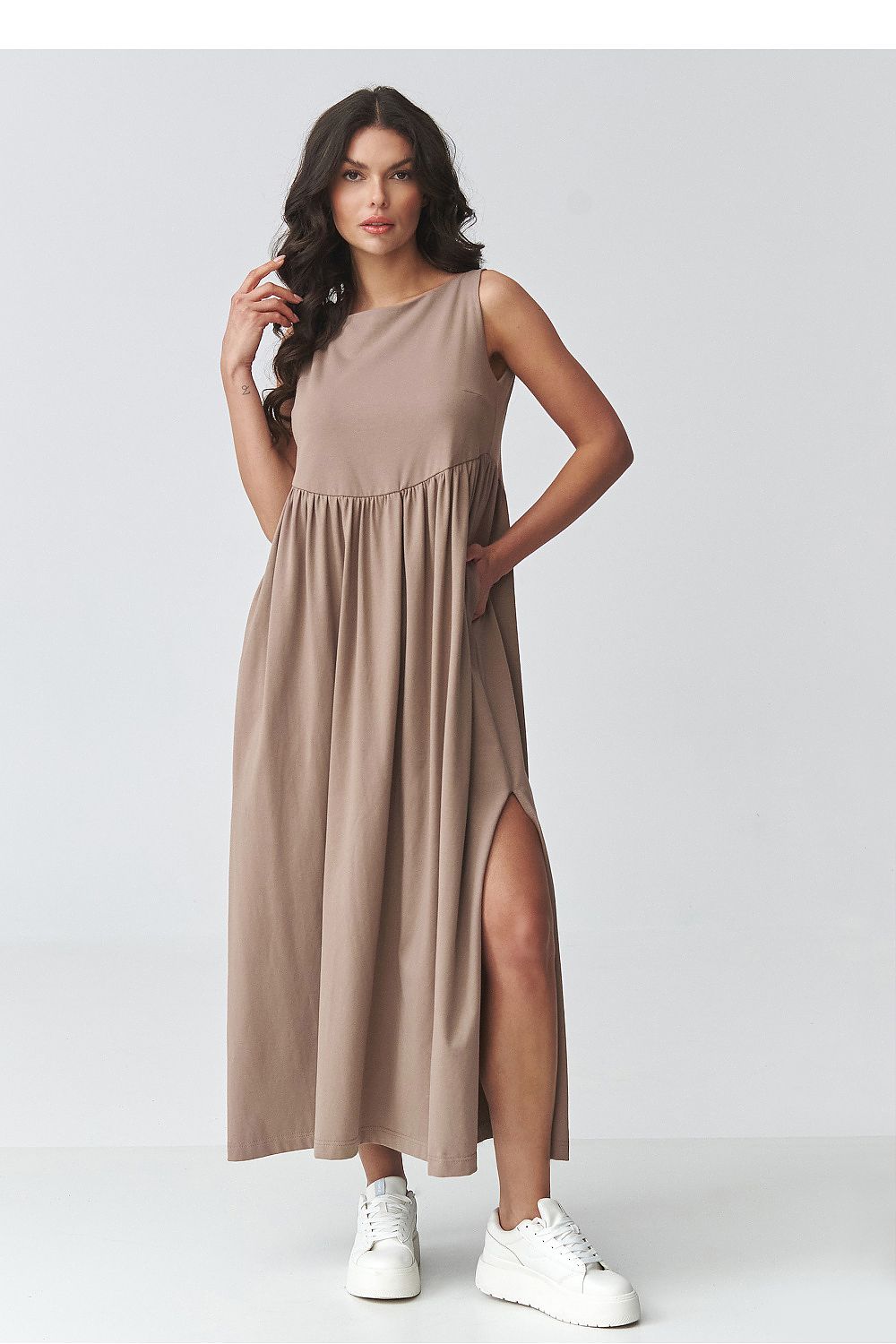  Alltagskleid model 225637 Makadamia 