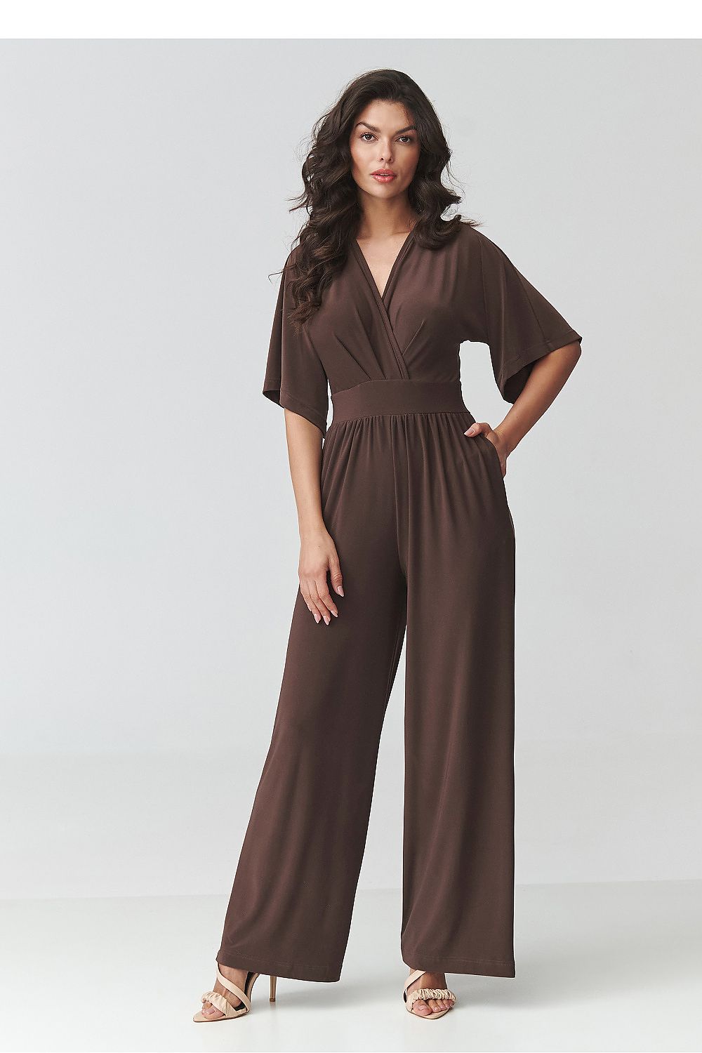  Overall model 226850 Makadamia 