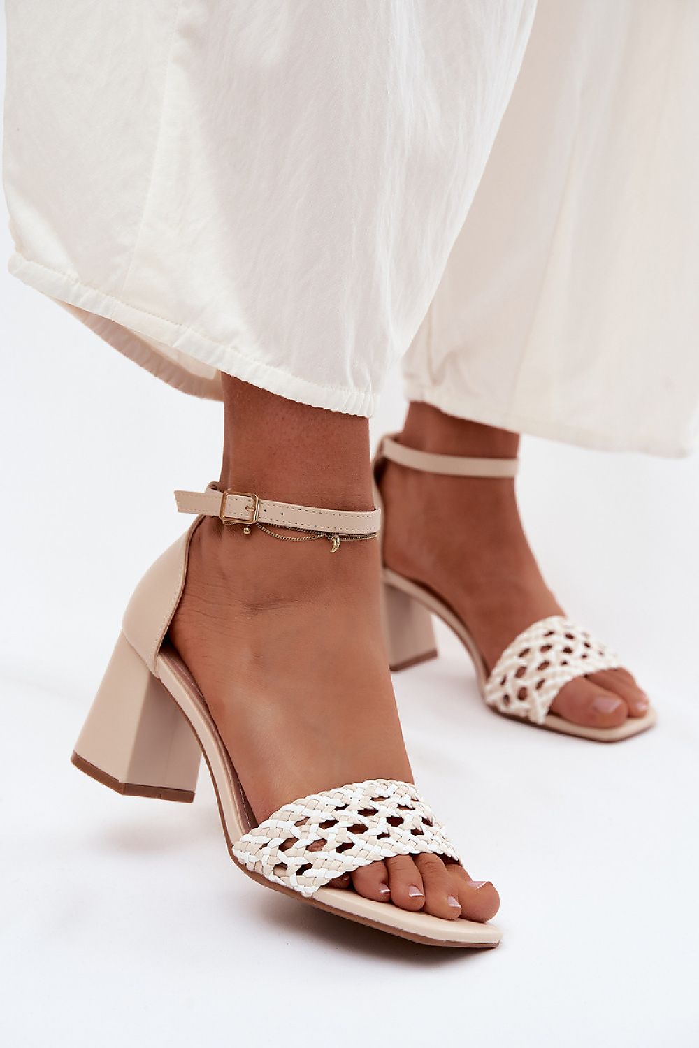  Sandalen mit Absatz model 227455 Step in style 