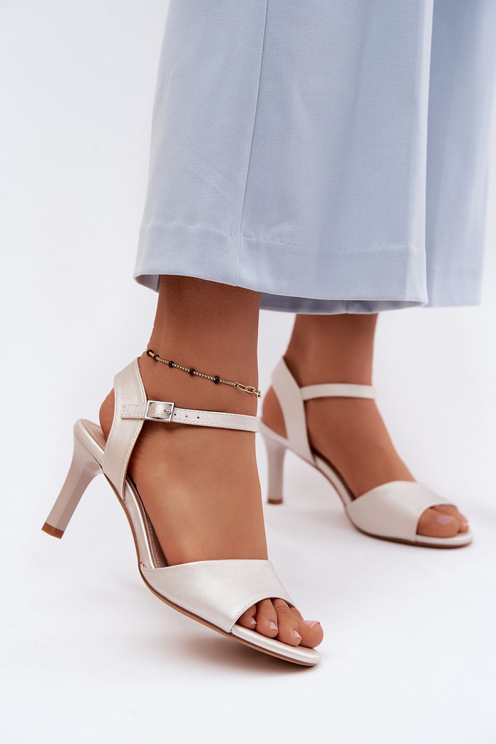  Sandalen mit Absatz model 228107 Step in style 