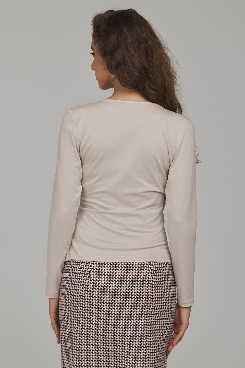  Bluse model 231387 Nife 