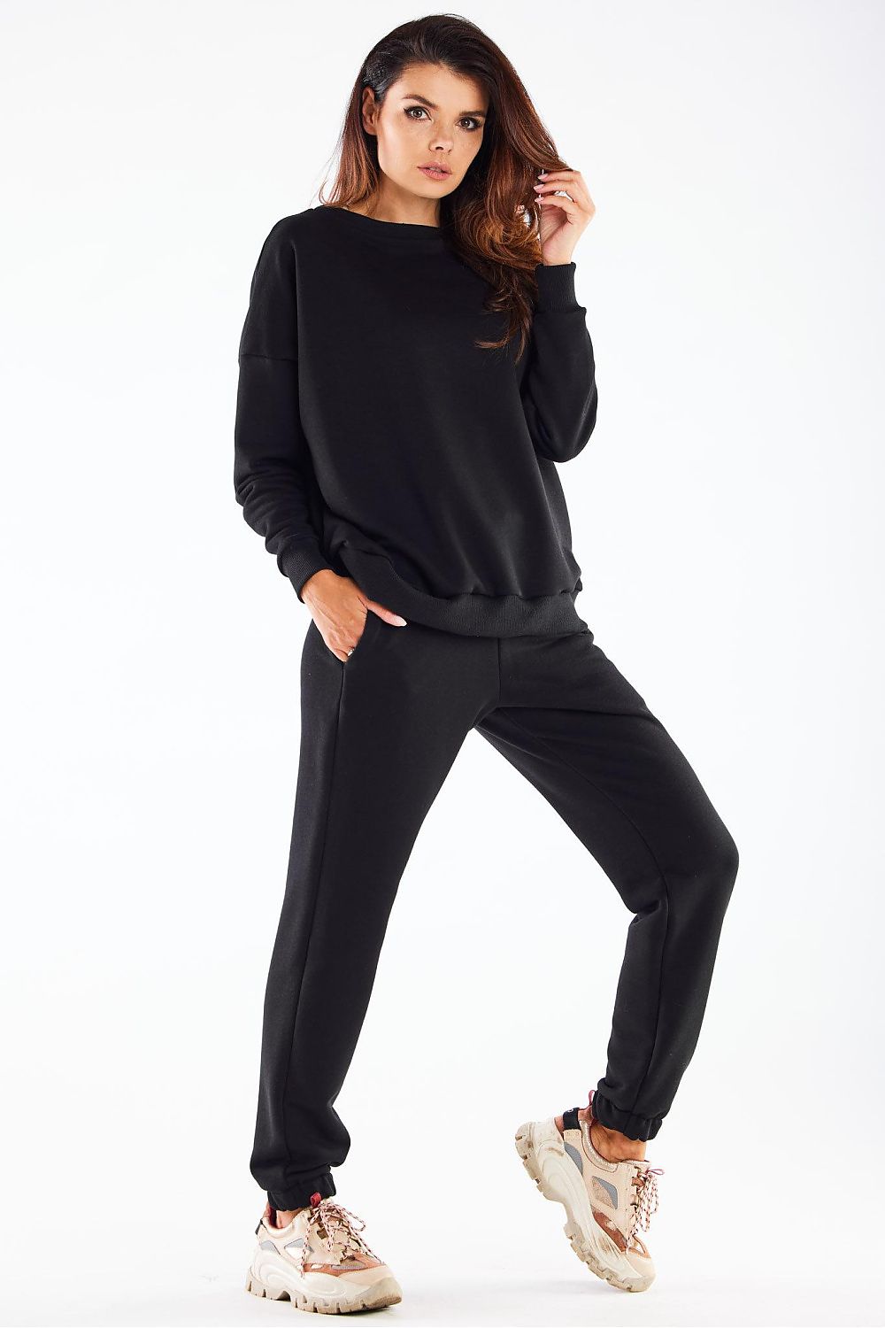  Sportanzug Hosen model 231459 Infinite You 