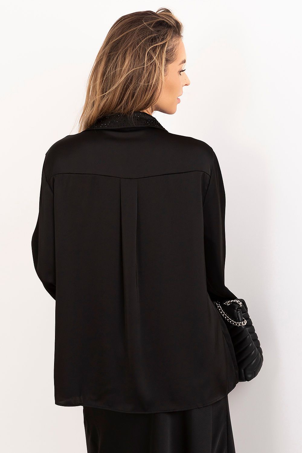 Italy Moda Satinbluse schwarz mit Schmuckkragen Rückansicht